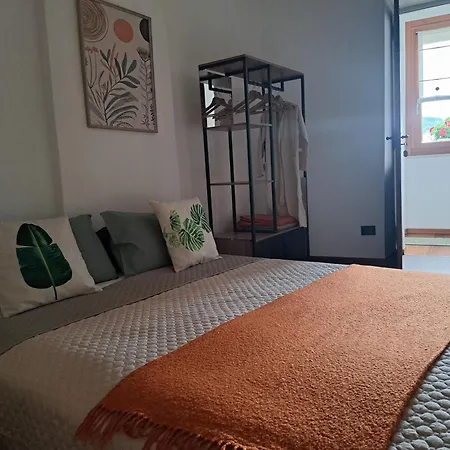 בית נופש Ermele's House בורגוסזיה